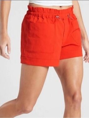 Athleta size 10 red Trekkie shorts elastic waist